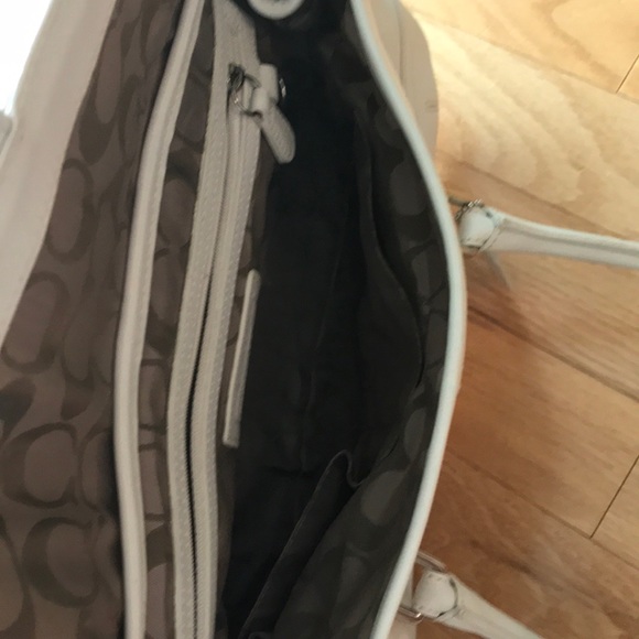 Coach White Leather Handbag - Picture 3 of 6